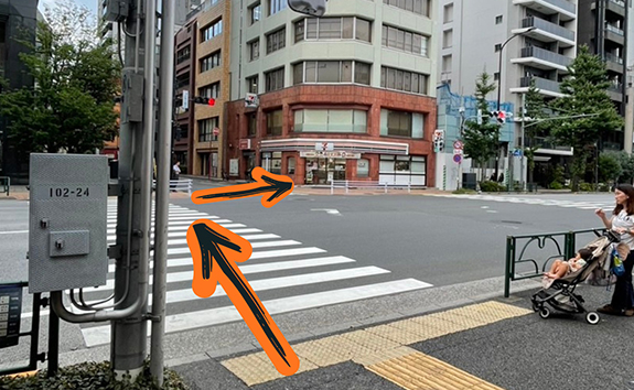 水道橋駅東口からPULSEジムへの道順1